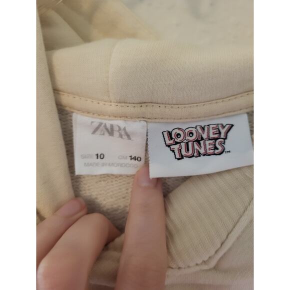 ZARA X Looney Tunes Lola Bunny Girls Hoodie Dress size 10 Great condition - Picture 2 of 4